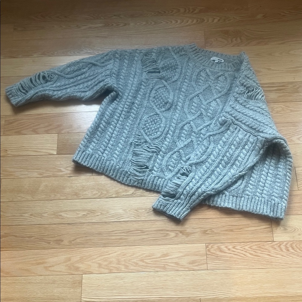 Gray Cable Knit Women's Sweater sz M